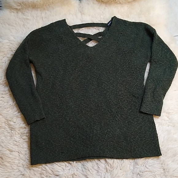 torrid Sweaters - Torrid Dark Green Nubby Knit Sweater Size 2 2X